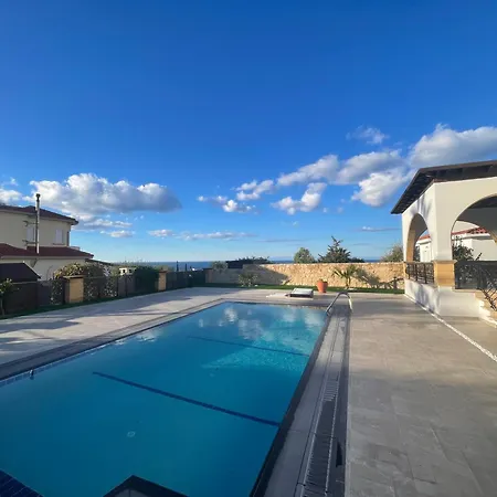 Villa Modern In Peaceful Area With Sea And Mountain View's *